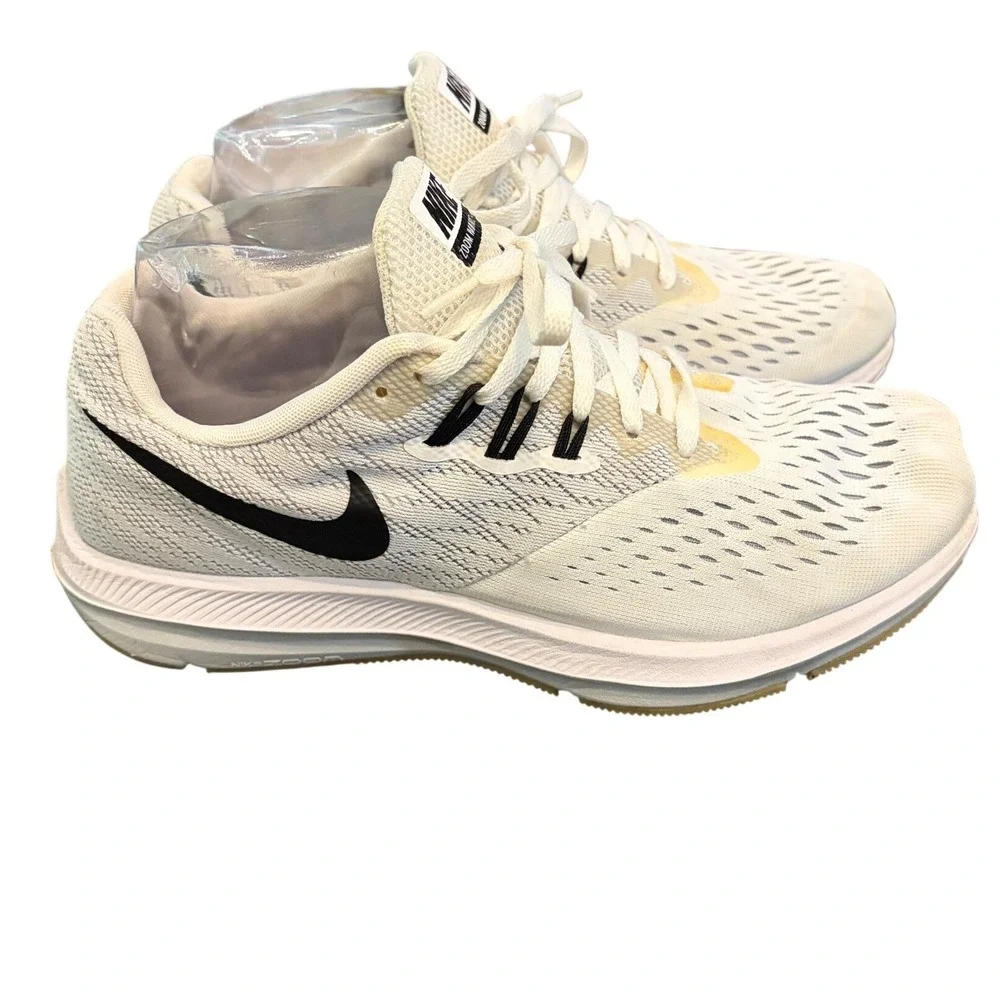 Nike Air Zoom Winflo 4 Women's Size 7.5 White Black Running Shoes 898485-100